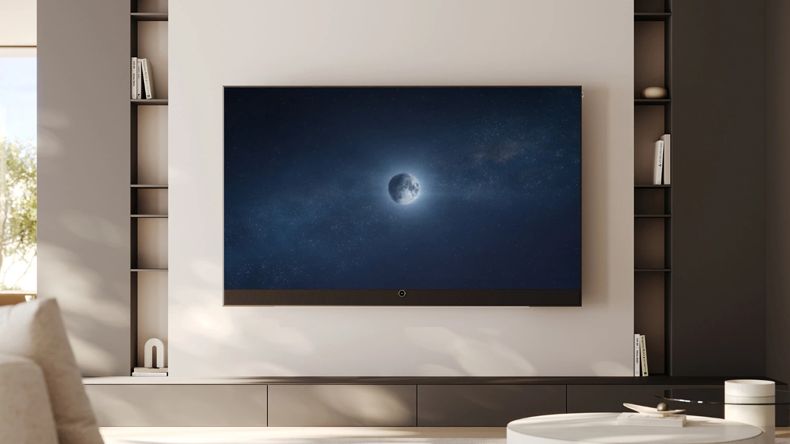 TV Screen an einer Wohnzimmerwand von Loewe Technolog