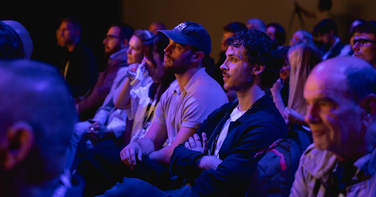 Auditorium während einer Pressekonferenz zur IFA 2026
